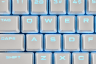 CORSAIR GAMING PBT Double-shot Keycaps Full 104/105-Keyset — White