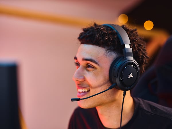 HS35 Stereo Gaming Headset — Carbon