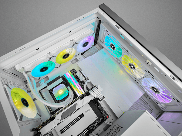 iCUE ML140 RGB ELITE Premium 140mm PWM Magnetic Levitation Fan — White Dual Fan Kit with iCUE Lighting Node CORE (Refurbished)