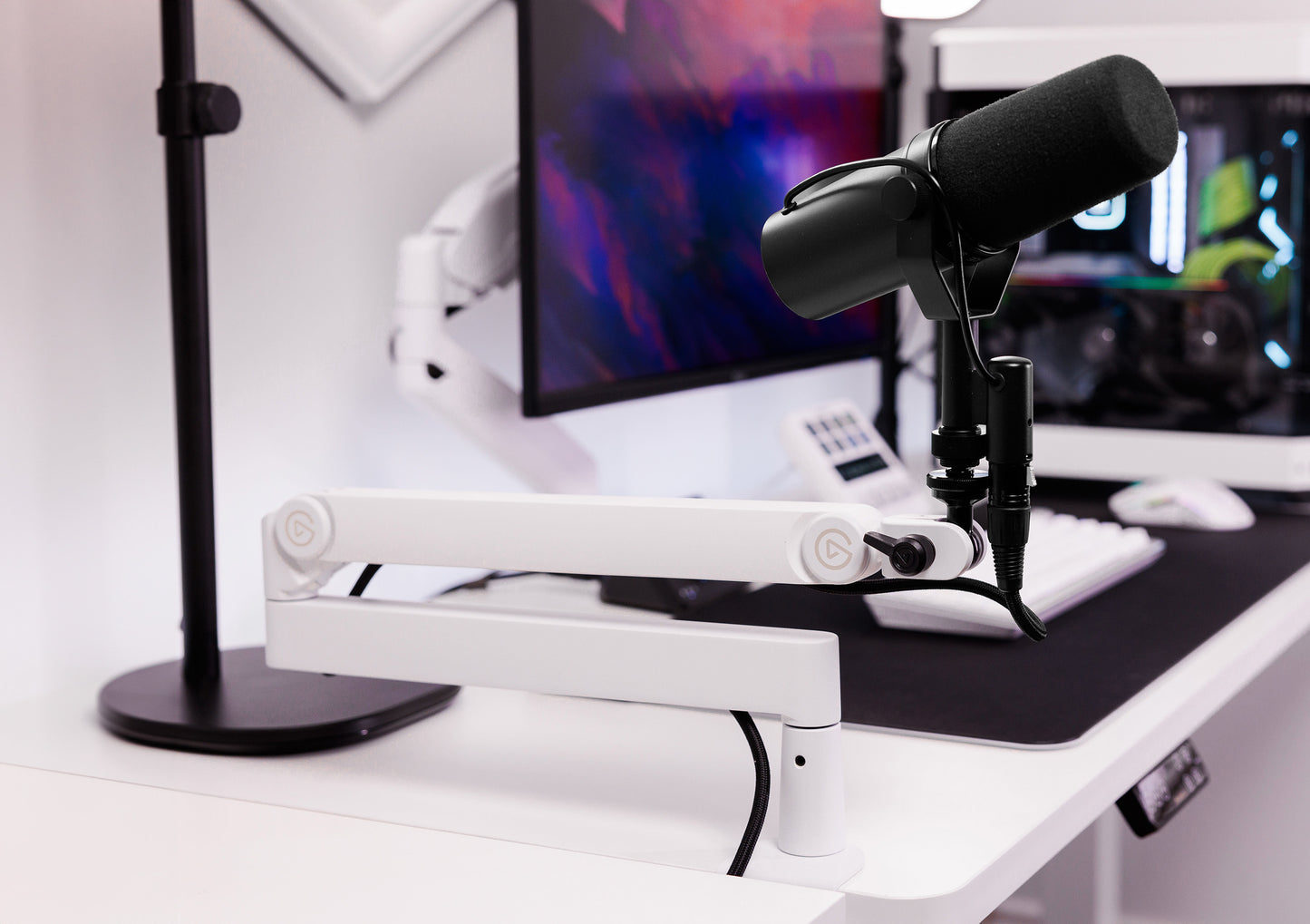 Wave Mic Arm Pro - White